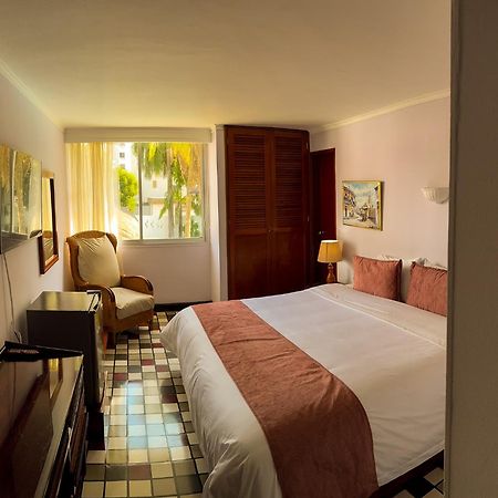 Hotel Bahia Cartagène Extérieur photo