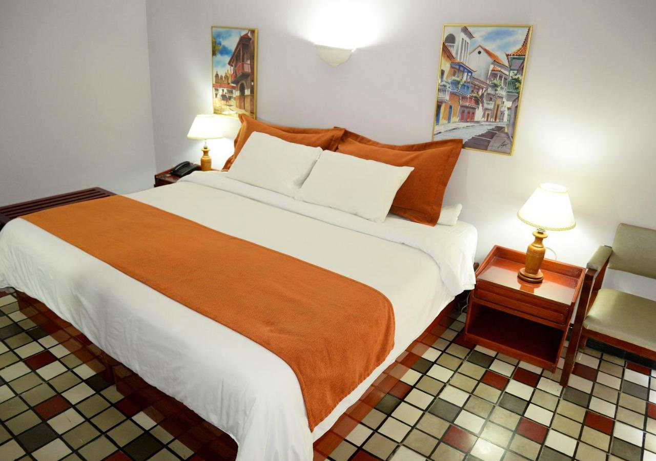 Hotel Bahia Cartagène Extérieur photo