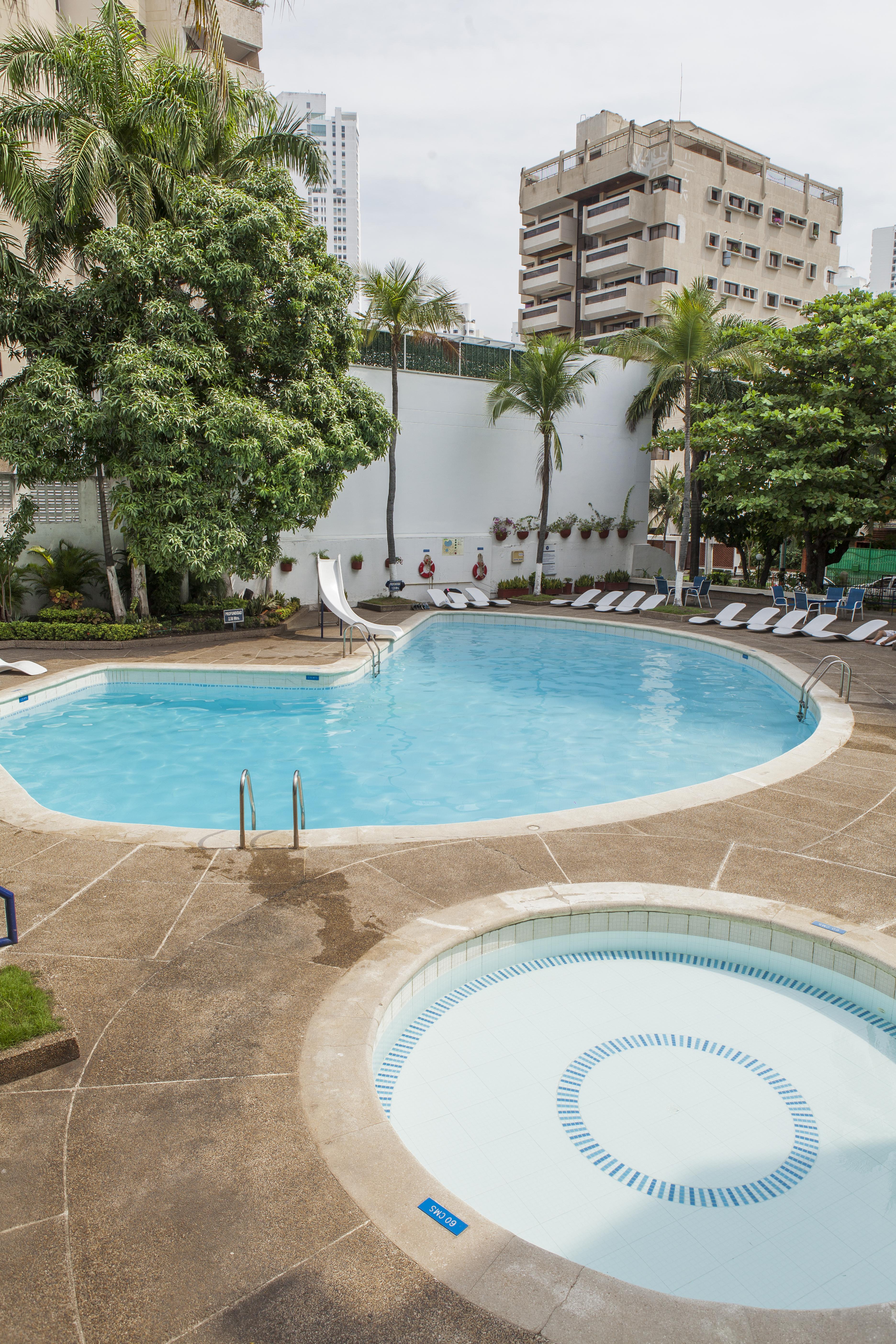 Hotel Bahia Cartagène Extérieur photo