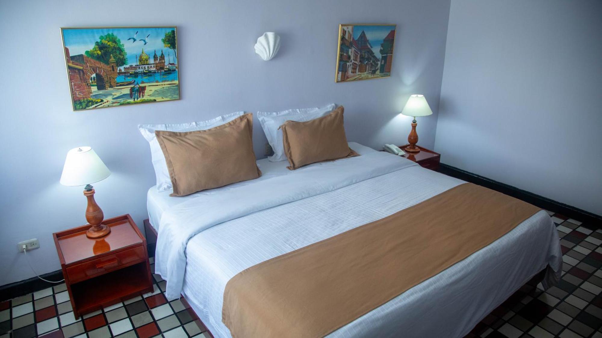 Hotel Bahia Cartagène Extérieur photo